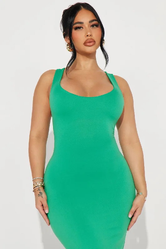 Double Scoop Midi Dress - Kelly Green