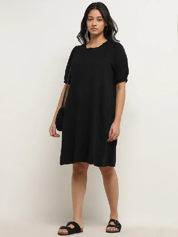 Gia Black Solid Cotton Dress