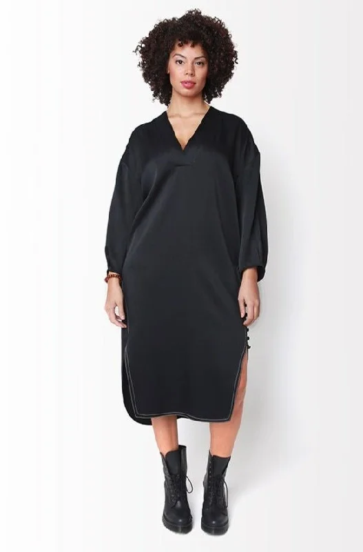 Abby Dress // Black