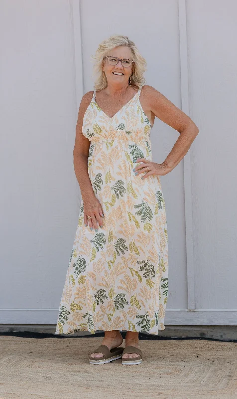 ANNIE TROPICAL LEAF PRINT MAXI DRESS