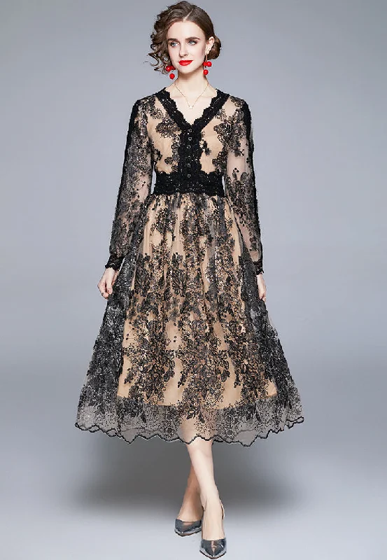 Lace lace V-neck long sleeved slim fitting mesh sequin embroidered long dress