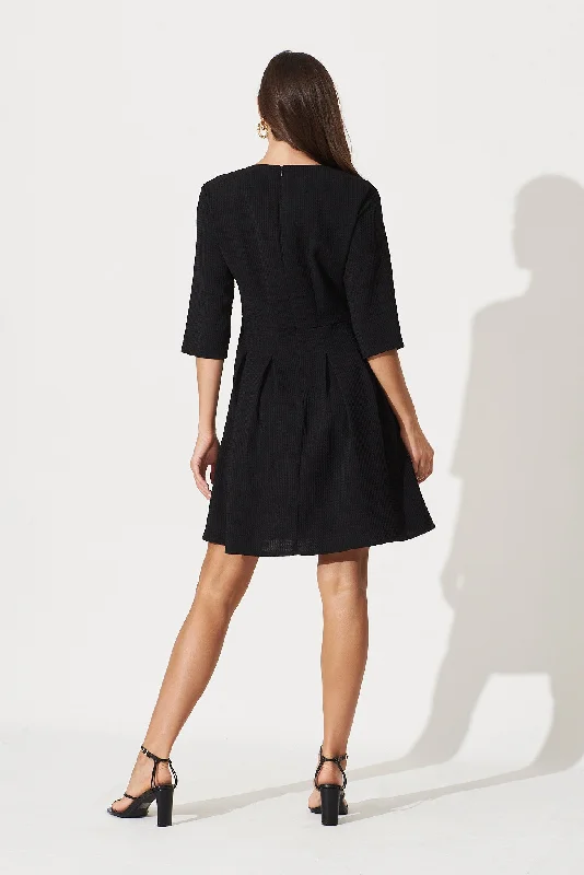 Lizbeth Dress In Textured Black