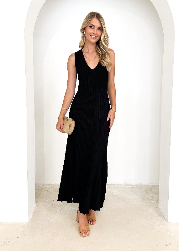 Lola Knit Maxi Dress - Black