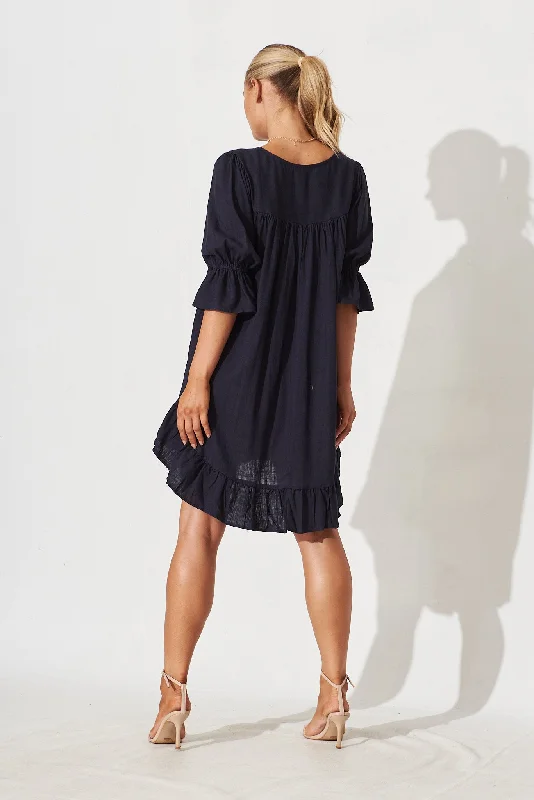 Loveline Dress In Navy Linen Blend